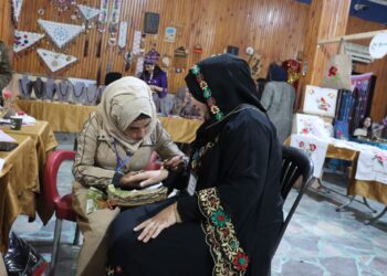 النقش بالحناء