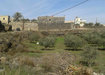 “فزعة” أهالي قرية لإصلاح بئر ماء في السويداء تثير اﻷسئلة حول مدى عجز سلطة اﻷسد