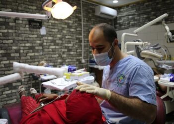 تقرير: مقتل نحو 1000 عامل في القطاع الطبي وتعذيب وإخفاء اﻵلاف على يد سلطة اﻷسد