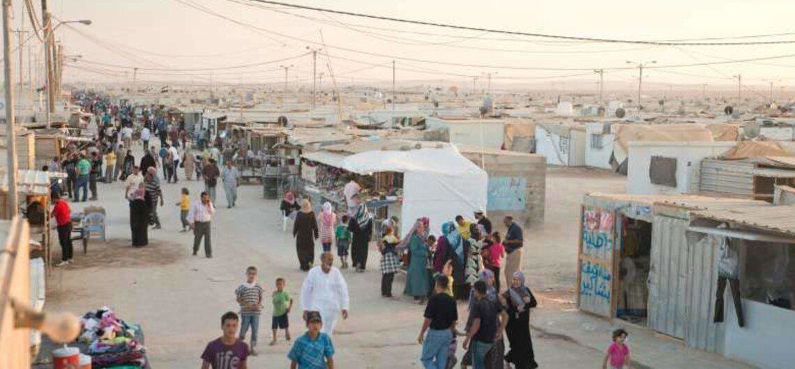 مخيمات اللاجئين السوريين في الأردن