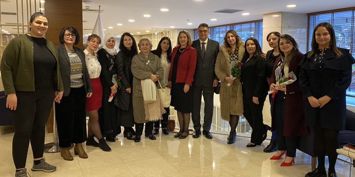 الولايات المتحدة تشارك في اجتماع داخلي لهيئة التفاوض السورية