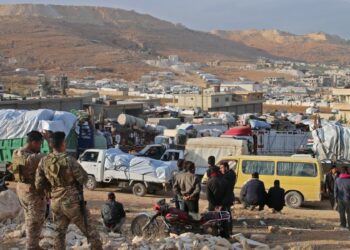 لبنان يعيد آلاف السوريين ممن حاولوا دخول البلاد وقبرص تسعى لاتفاق مع بيروت