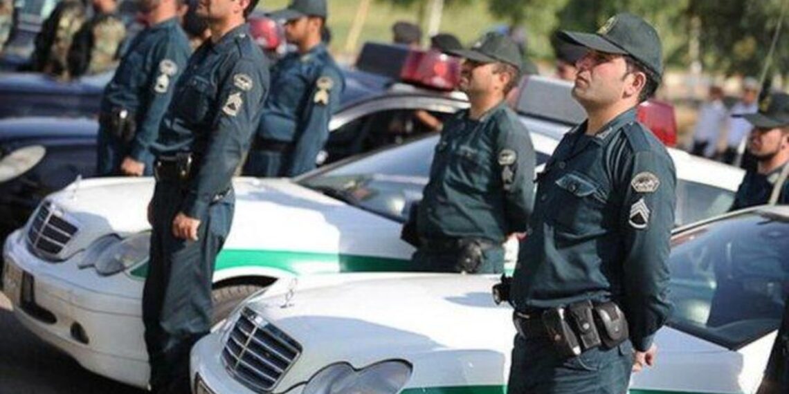 هجوم يودي بحياة عناصر أمن إيرانيين قرب الحدود مع باكستان