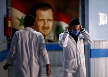 15 وفاة خلال أسبوعين.. متحور جديد من فيروس كورونا ينتشر في دمشق