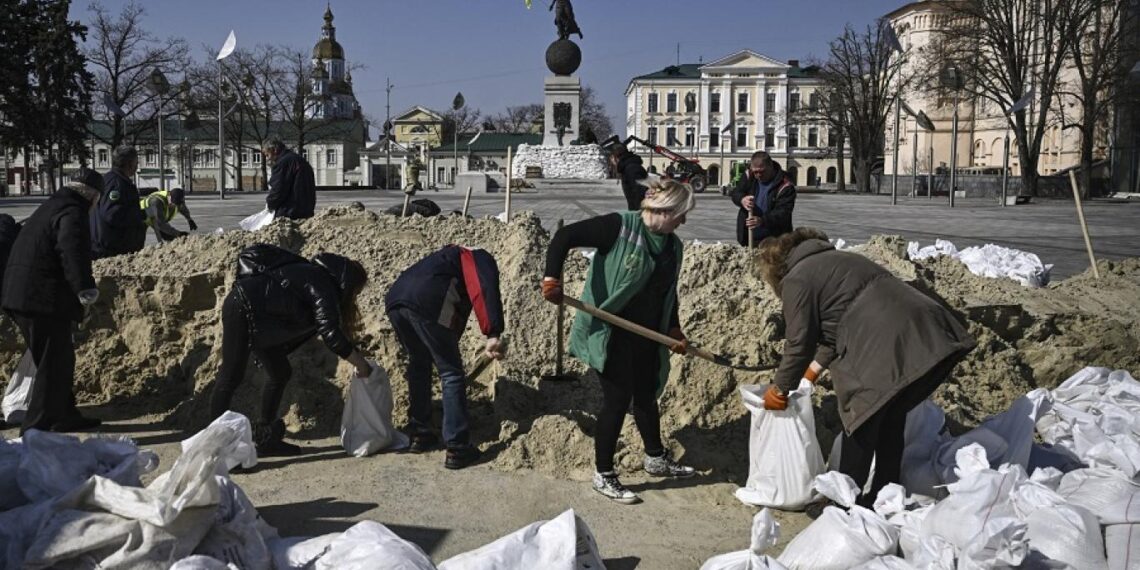 مسؤول يحذّر من “حلب ثانية” في أوكرانيا