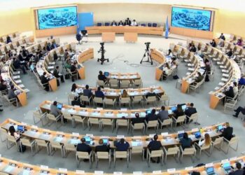 مجلس حقوق الإنسان يمدّد ولاية لجنة التحقيق الدولية بشأن سوريا