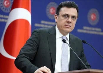 أول تعليق رسمي من تركيا حول أنباء عن تدخلها في اعتراض الصواريخ الإيرانية على إسرائيل