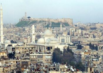 أثارت حيرة المدير السابق لـ”هيومن رايتس”.. قصة فريدة واستثنائية لعائلة من حلب