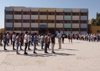 الدروس الخصوصية مصدر دخل المعلمين الفعلي وسط فشل تام للمدارس في مناطق سلطة اﻷسد