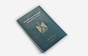 مع تصاعد أزمتها المالية.. مصر تحاول الاستفادة من وجود اللاجئين