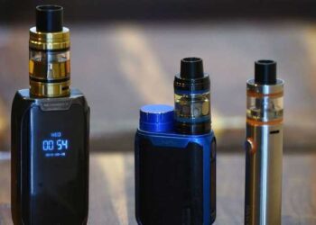 تُعرض الجسم لليورانيوم.. دراسة أمريكية تكشف ضرر السجائر الإلكترونية على أدمغة المراهقين