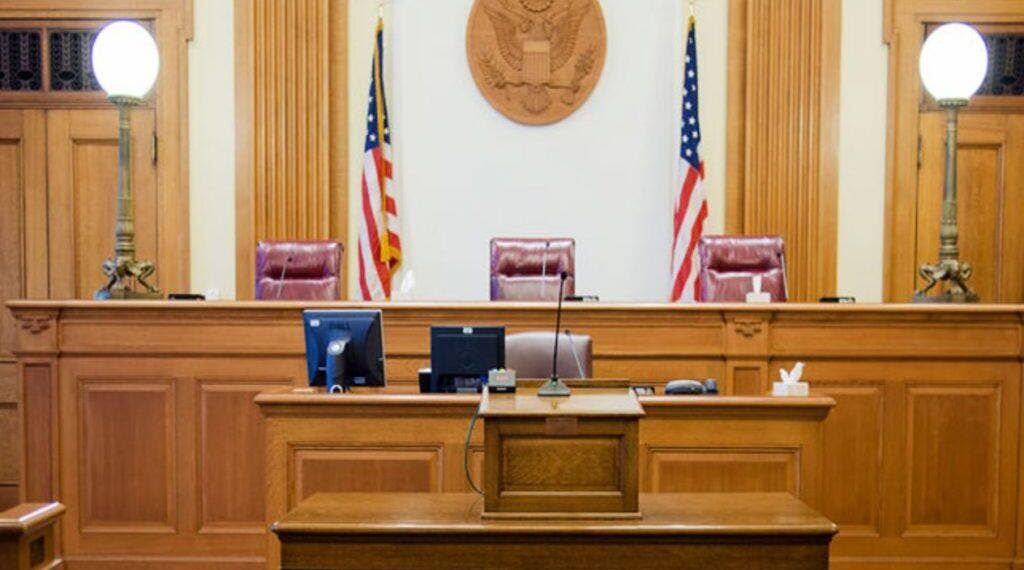 ابنة الطبيب مجد ألماز تكشف لحلب اليوم عن إجراء ستتخذه العائلة ضد سلطة الأسد