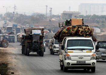 خاص | الإيجارات تستنزف المهجرين في إدلب.. أسعار كاوية و”الحكومة” ترفض وضع حدّ للاستغلال