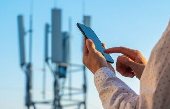 بعد السيطرة على اتصالات 4G و DSL.. فرض “الترخيص” على شبكات الإنترنت في إدلب