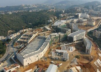 الجيش اللبناني يوقف سورياً أطلق النار على مبنى السفارة الأمريكية