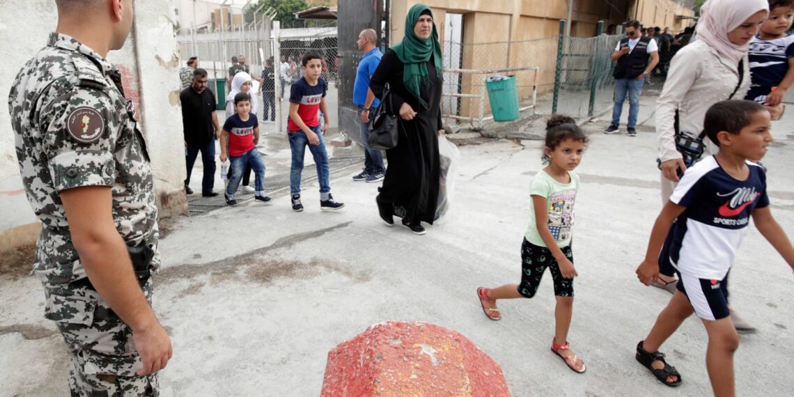 اللاجئون السوريون في لبنان