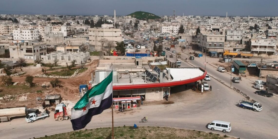 خاص | عودة اللاجئين ترفع إيجارات البيوت في الشمال السوري