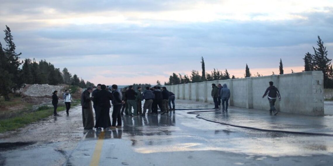 خاص | إعادة فتح معبر أبو الزندين.. تطبيع أم مصلحة اقتصادية؟