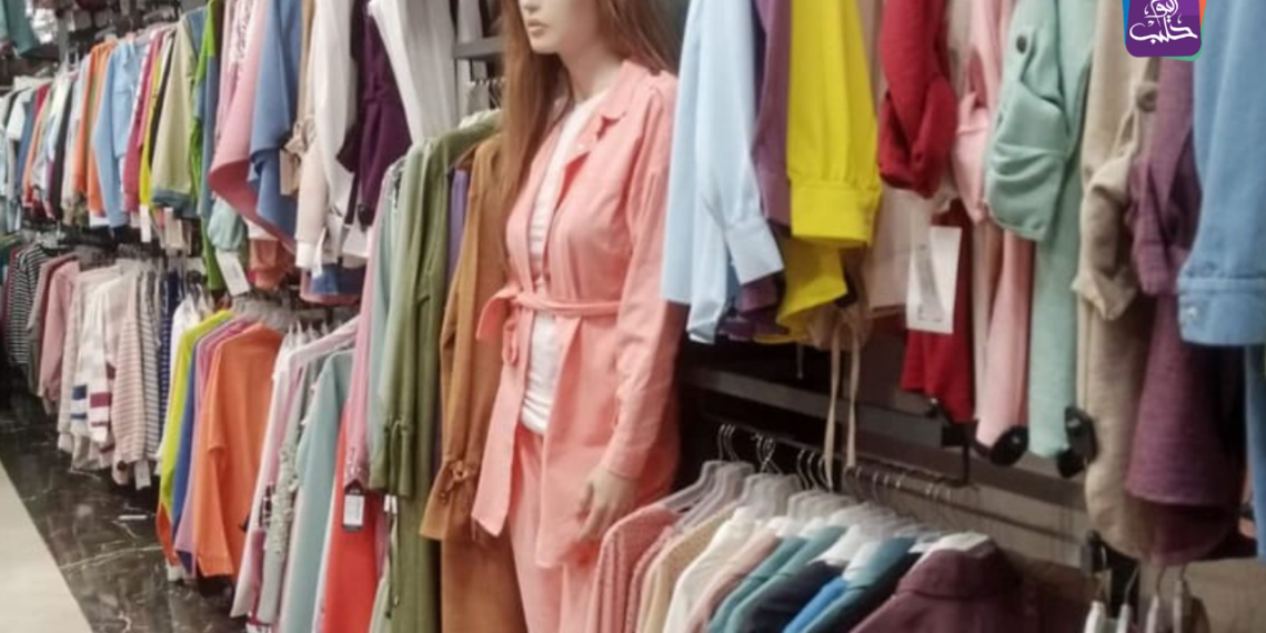 أحد محال بيع الألبسة الصيفية في دمشق