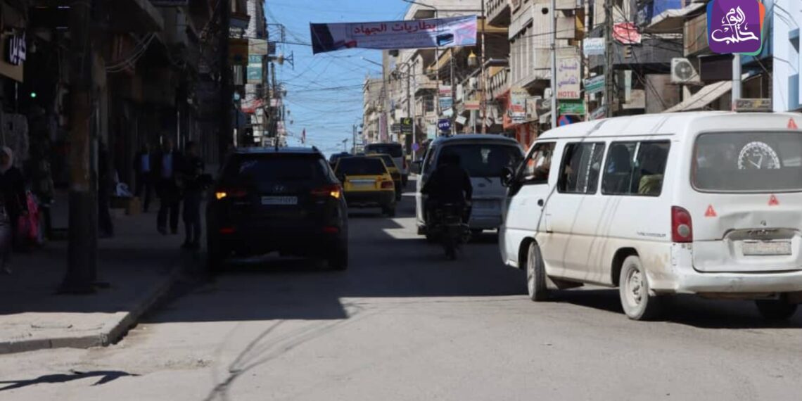 سيارات النقل الداخلي في مدينة القاملشي بريف الحسكة