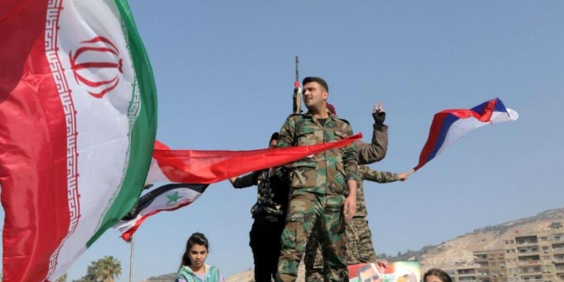 عناصر موالون لإيران في سوريا - أرشيفية