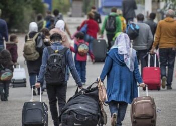 خاص | لماذا “تطرد” هولندا اللاجئين رغم حاجتها إليهم؟