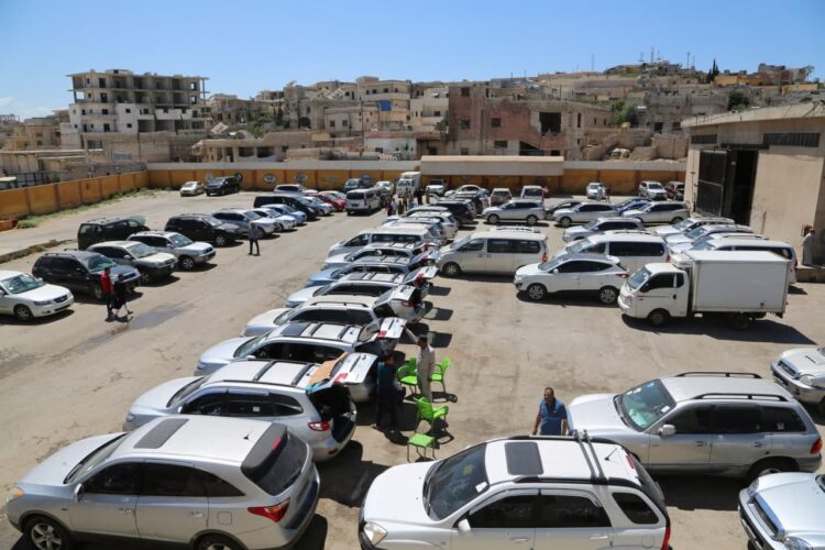 خاص | سيارات أرخص وقود أغلى.. من المستفيد من هذه الأوضاع في الشمال الغربي؟