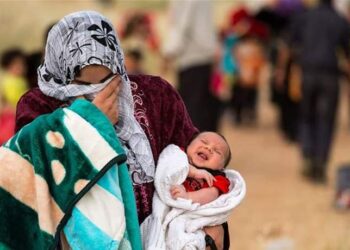 خاص | الجشع ينتظر أمواج النازحين نحو الشمال السوري.. أين “الحكومة”؟