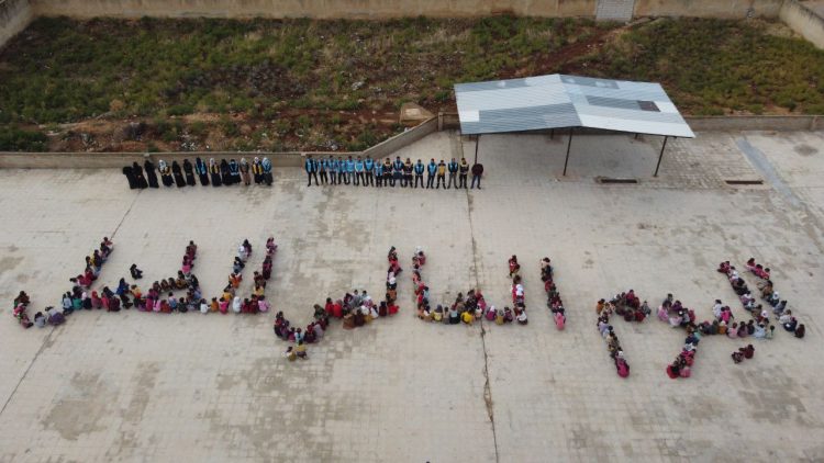 خاص | معاناة صعبة يعيشها الأطفال في الشمال السوري بيومهم العالمي