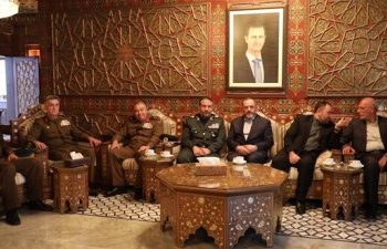 خاص | إسرائيل تستعمل سياسة “العصا والجزرة” مع الأسد فهل يملك الاختيار؟!