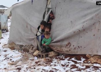 خاص | توحيد رسوم الجمركة يزيد أسعار مواد التدفئة ومعاناة سكان الشمال السوري