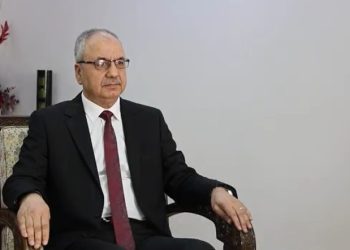 وزير التعليم العالي والبحث العلمي في الحكومة السورية الجديدة عبد المنعم عبد الحافظ