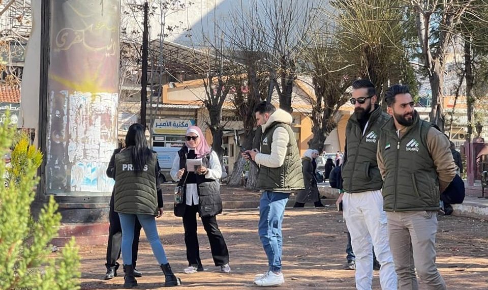 فريق يلا سوريا في شوارع مدينة حمص