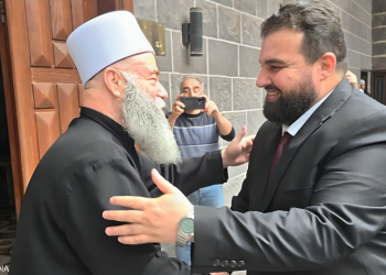 محافظ السويداء: لم أرَ دعوات للانفصال.. ومشايخ العقل يؤمنون بوحدة الوطن