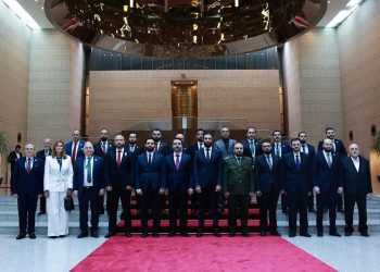 دمشق ترحب بالإعفاءات الأمريكية وتعد بمزيد من التقدم الاقتصادي