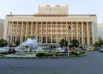 الحكومة السورية تبحث مع البحرين استعادة أموالها المجمدة لديها