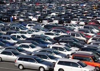 وزارة الاقتصاد تمنع استيراد السيارات المستعملة