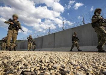 السجن المؤبد مرتين لـ4 جنود أتراك بينهم ضابطان عذّبوا سوريين حتى الموت على الحدود