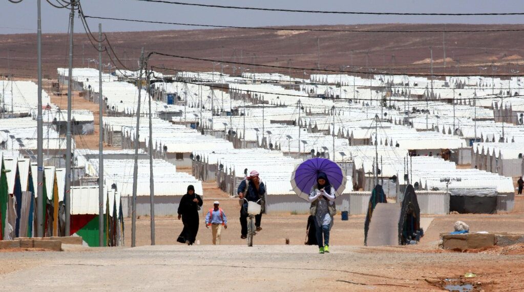 الأردن يعلن عودة 80 ألف سوري إلى بلدهم