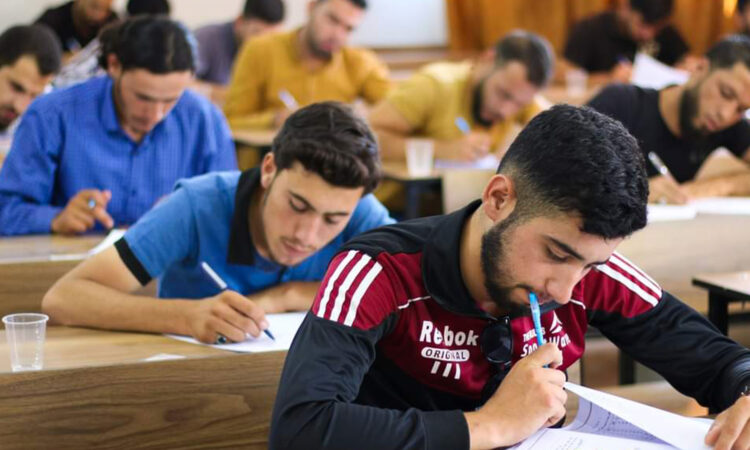 رئيس “جامعة حلب في المناطق المحررة” يتقدم باستقالته بعد قضية أثارت جدلًا