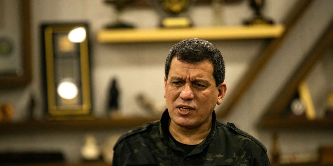 مظلوم عبدي يطالب مجددًا بحكم لا مركزي وينتقد الحكومة السورية.. هل قسد راغبة في الحل؟