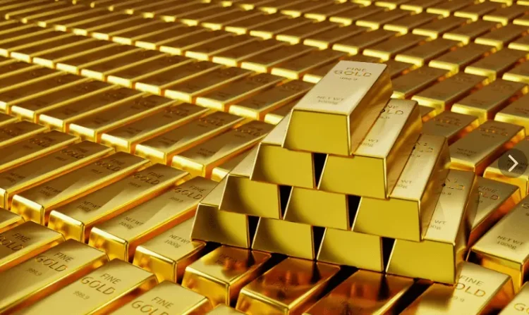 انخفاض نسبي لسعر صرف الليرة السورية أمام الدولار والعملات الأجنبية