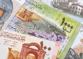 تحسن نسبي لسعر صرف الليرة السورية أمام الدولار والعملات الأجنبية