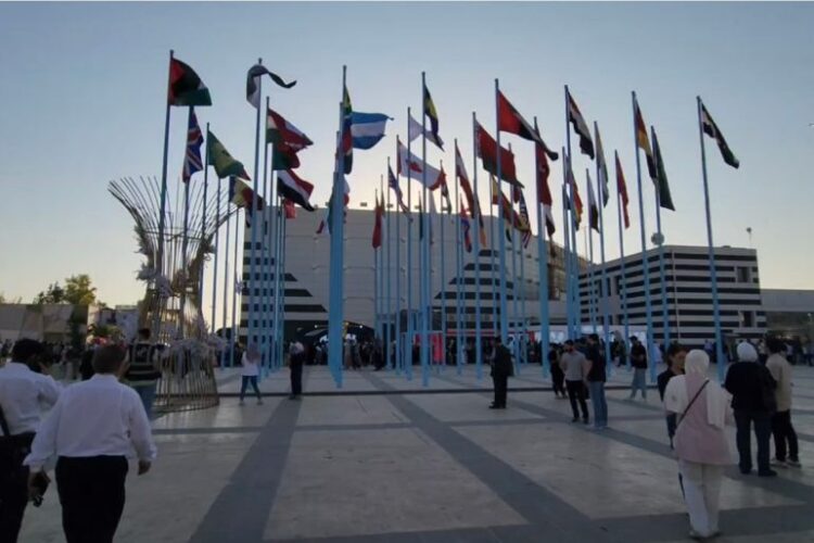 لمزيد من التعاون.. مباحثات سورية – سعودية على هامش معرض دمشق الدولي