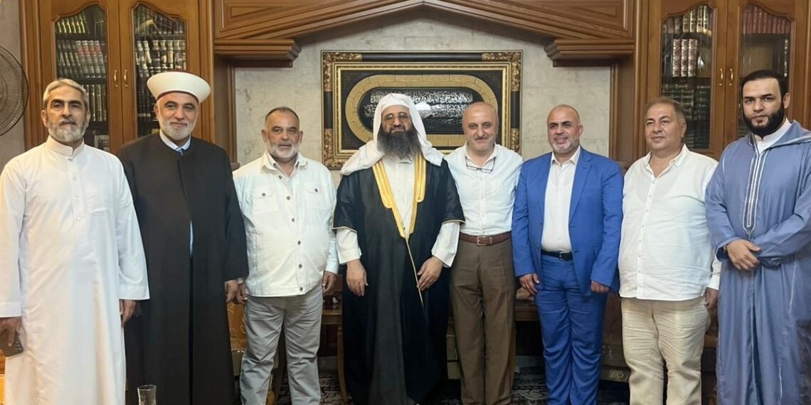 مفتي حلب يستقبل وفدًا من علماء لبنان ويبحث معهم العلاقات الأخوية بين البلدين