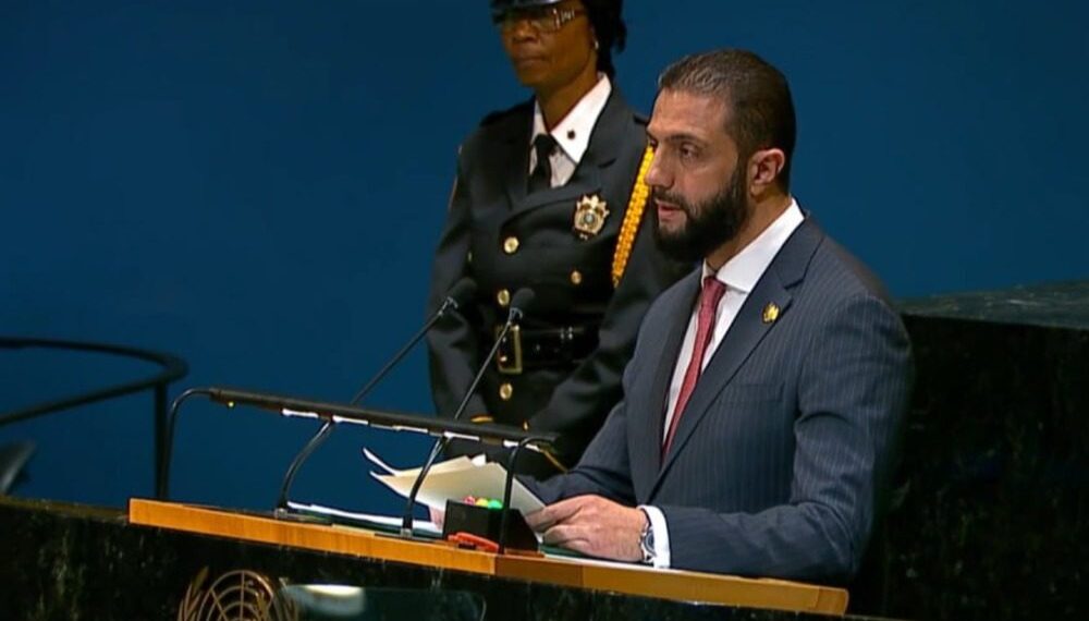 الرئيس الشرع في خطابه التاريخي بنيويورك: “وقل جاء الحق وزهق الباطل”