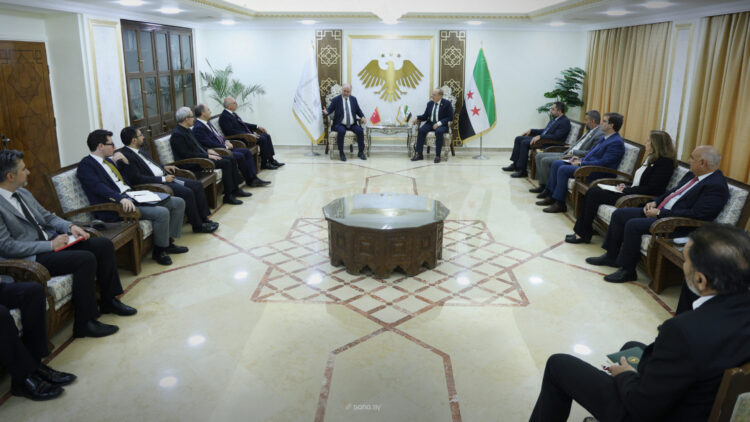 سوريا وتركيا تبحثان آليات تسريع اعتماد الشهادات الجامعية وإنشاء جامعة مختصة بالطيران