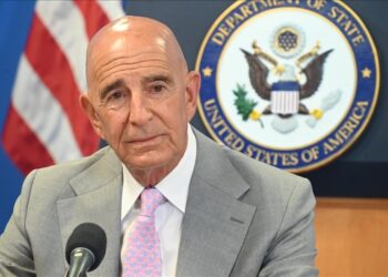 دبلوماسيون أميركيون يغادرون سوريا فجأة وسط حملة سياسية ضاغطة على قسد