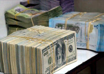 الذهب يواصل صعوده مع تراجع طفيف لسعر صرف الليرة السورية