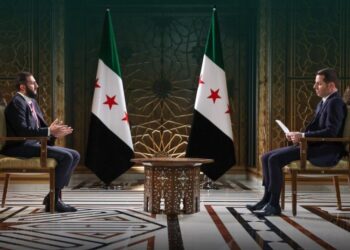 الشرع يكشف عن مفاوضات أمنية مع إسرائيل ويوضّح موقفه من روسيا وإيران